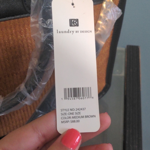 Purse - Picture 4 of 6